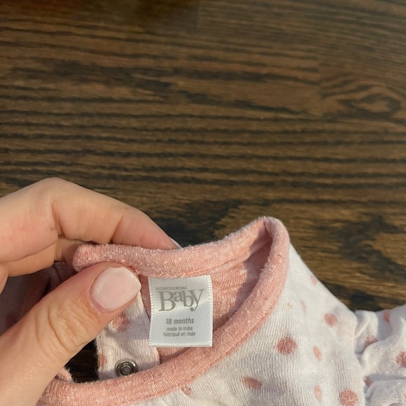 Onsie - Picture 2 of 2